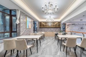 Foto sihtkohas Weijiao asuva majutusasutuse 台山市喜玥酒店 galeriist