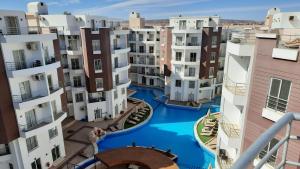 Gallery image of 1 Bedroom Poolside Apartment B106 Aqua Tropical Resort in Hurghada