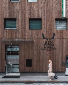 Certifikát, hodnocení, plakát nebo jiný dokument vystavený v ubytování BinderS Budget City-Mountain Hotel