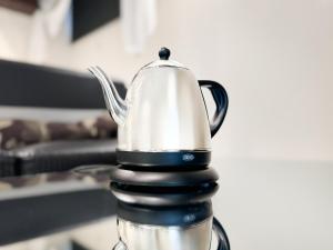 Set per la preparazione di tè e caffè presso Hotel BaliBali Matsudo