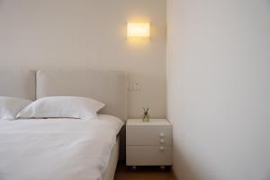 Moli B&B - The Bund Riverview Nanjing East Road 3-Bedrooms with Elevator Apartment Near the subway客房内的一张或多张床位