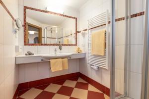 Bagno di Hotel Zehnerkar & Hotel Obertauern