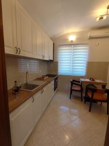 Nhà bếp/bếp nhỏ tại Vidikovac