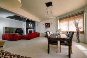 Gallery image of Mira Elite Villa in Kalithies +34 photos