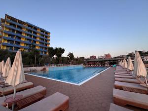 Bazén v ubytování Hotel Bahamas nebo v jeho okolí + 37 fotografií