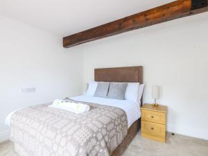 Poplar Farm House - Book Your Spring Summer Events Pass The Keys客房内的一张或多张床位