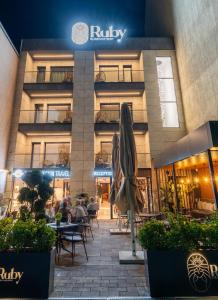 Budova, kde se hotel nachází