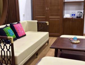 Khu vực ghế ngồi tại Namora House