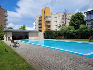 Bazén v ubytovaní Solar Golden Beach Apartments alebo v jeho blízkosti