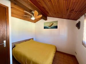 Postel nebo postele na pokoji v ubytování Maison de charme en bord de mer