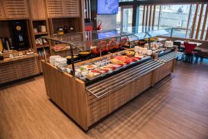 Comida no hotel ou em algum lugar perto