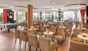 Posezení v ubytování Hotel RH Royal - Recommend for adults
