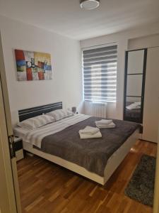 Photo de la galerie de l'établissement Apartman Tri S, à Aranđelovac