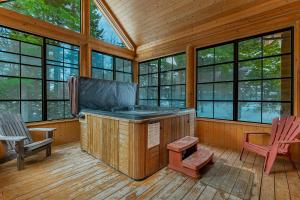 Φωτογραφία από το άλμπουμ του Fiddler Lake Resort - Deer 16 σε Mille-Isles