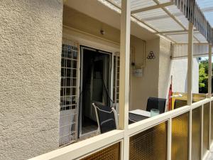 Un balcon sau o terasă la OPEN Vendégház