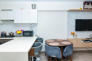 Nhà bếp/bếp nhỏ tại Habitación Centro Financiero San Isidro
