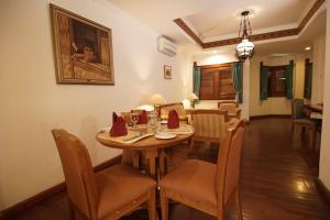 Kresna Hotel休息區