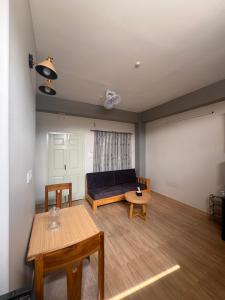 Ruang duduk di Bergauf Apartment