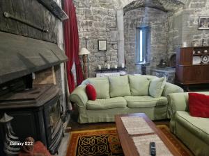Posezení v ubytování Ballindooley Castle