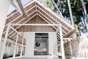 Afbeelding uit fotogalerij van Rote White House - Secluded 4BR Coastal Haven in Nembrala