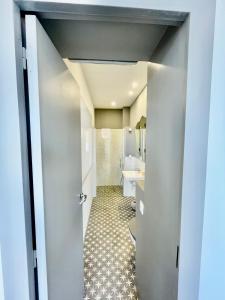 Ένα μπάνιο στο Apartment Monaco Beach Grimaldi Forum +16 φωτογραφίες