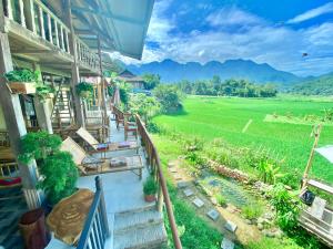 Phong cảnh thiên nhiên gần chỗ nghỉ nhà dân