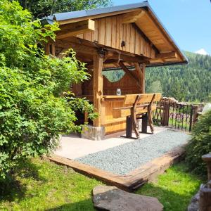 Un paisaje natural cerca del chalet de montaña 1 foto más