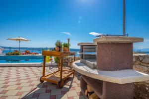 Bazén v ubytovaní Lorelai - Apartment with private Swimmingpool alebo v jeho blízkosti