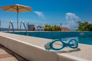 Bazén v ubytovaní Lorelai - Apartment with private Swimmingpool alebo v jeho blízkosti