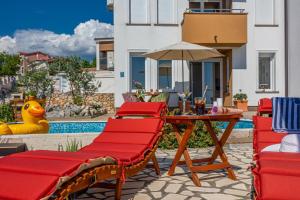 Bazén v ubytovaní Lorelai - Apartment with private Swimmingpool alebo v jeho blízkosti