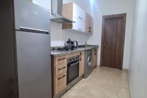 Η κουζίνα ή μικρή κουζίνα στο appartement de luxe gueliz