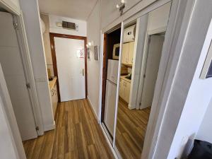 Zdjęcie z galerii obiektu Paraty de SteraM flats Torremolinos w mieście Torremolinos