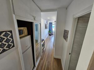 Zdjęcie z galerii obiektu Paraty de SteraM flats Torremolinos w mieście Torremolinos