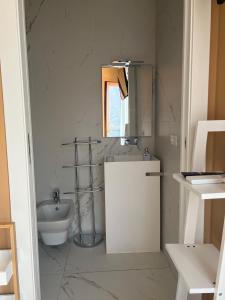 A bathroom at Villa Castello only room