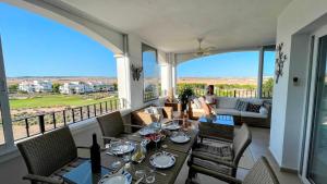 Μπαλκόνι ή βεράντα στο Golf View Apartment
