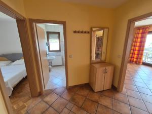 Katil atau katil-katil dalam bilik di Apartments and Rooms Mamić