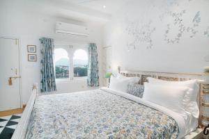 Gallery image of Grandrosse Boutique - Pichola Lake Facing Hotel in Udaipur