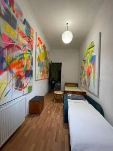 Fotografie z fotogalerie ubytování Cozy Art house in an Old Tbilisi v destinaci Tbilisi City