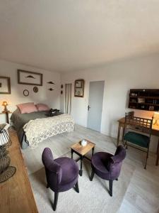 Ένα ή περισσότερα κρεβάτια σε δωμάτιο στο Maison Etadame
