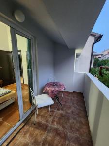 Balkón nebo terasa v ubytování Bozovic Apartments I