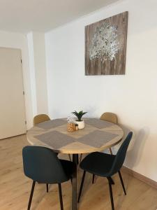 Fotografie z fotogalerie ubytování Champion suites v destinaci Sarcelles