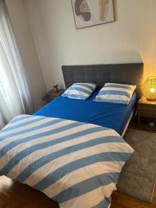 Postel nebo postele na pokoji v ubytování Champion suites