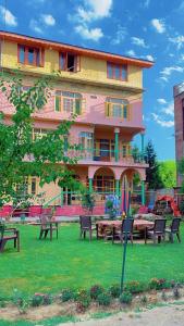 Zahrada ubytování shahin heritage and homestays