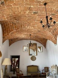 Afbeelding uit fotogalerij van Alojamiento El Monasterio in Almonaster la Real +20 foto's