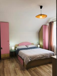 Ένα ή περισσότερα κρεβάτια σε δωμάτιο στο Casa Sofia +74 φωτογραφίες