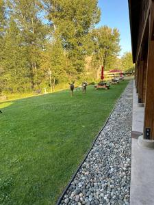 Zahrada ubytování Methow River Lodge and Cabins