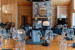 Ποτά στο Fiddler Lake Resort Chalet 47 Deer +19 φωτογραφίες