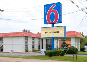 Bố cục Motel 6-Palestine, TX