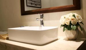 Phòng tắm tại Di lusso Boutique Hotel Riverside Danang