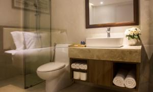 Phòng tắm tại Di lusso Boutique Hotel Riverside Danang